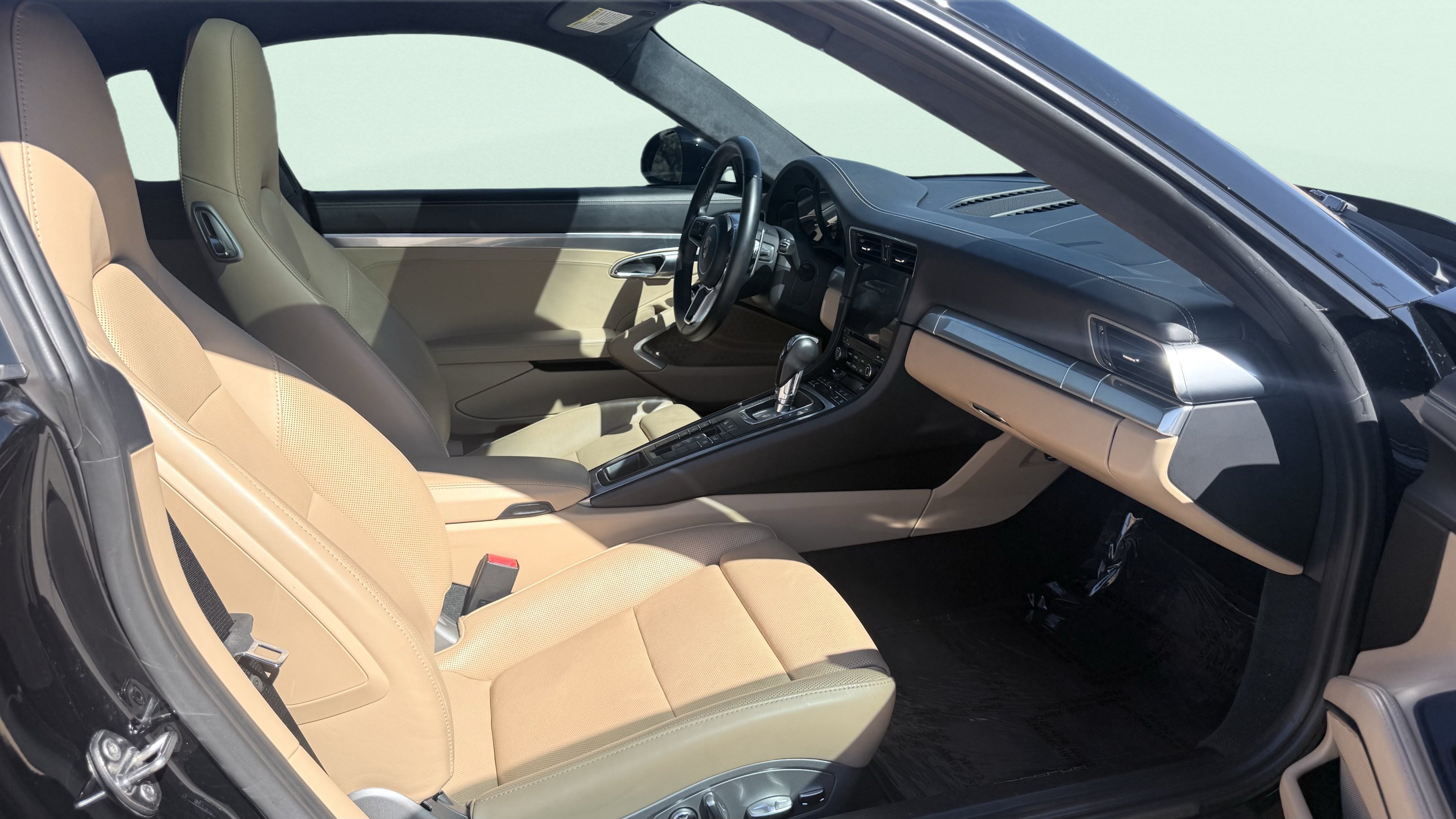 Used 2018 Porsche 911 Carrera RWD image 30