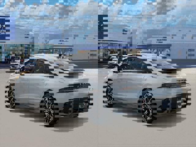 New 2025 Hyundai Ioniq 6 SEL image 5