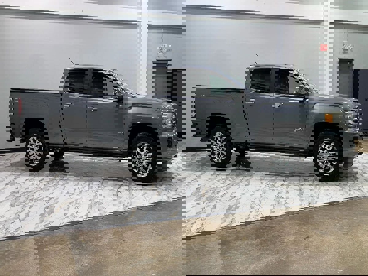 Used 2018 GMC Canyon SLT w/ Driver Alert Package image 5