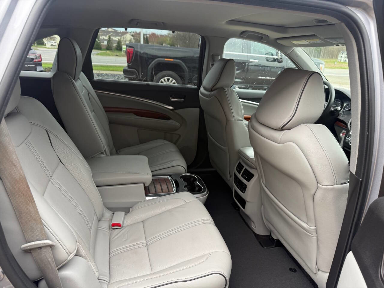 Used 2017 Acura MDX SH-AWD w/ Advance Package image 27