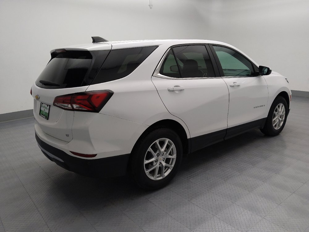 Used 2024 Chevrolet Equinox LT image 10