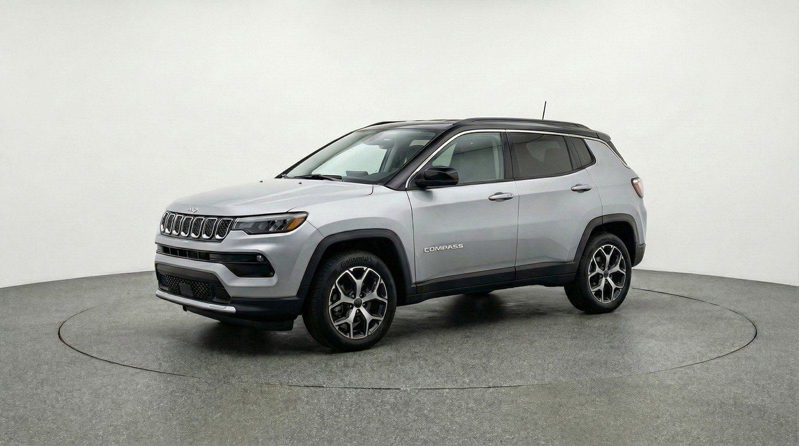 Used 2025 Jeep Compass Limited image 3