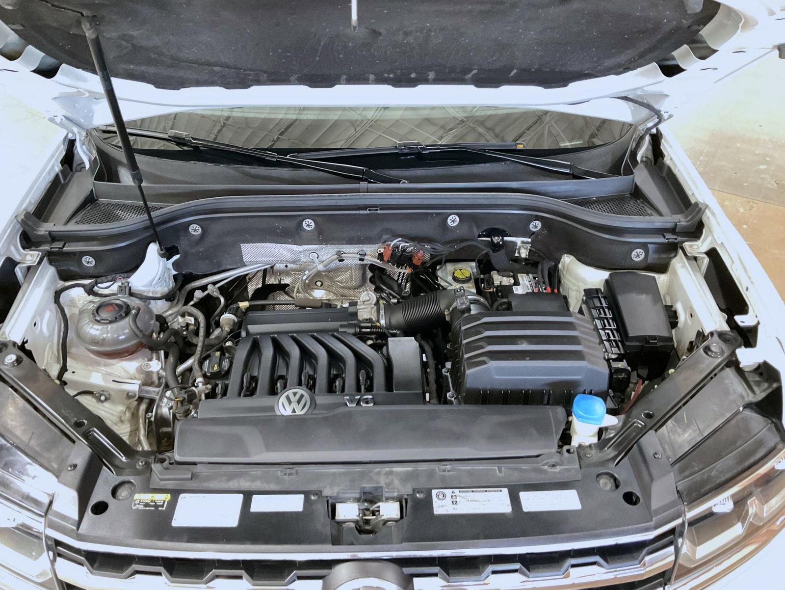 Used 2019 Volkswagen Atlas SEL Premium image 25