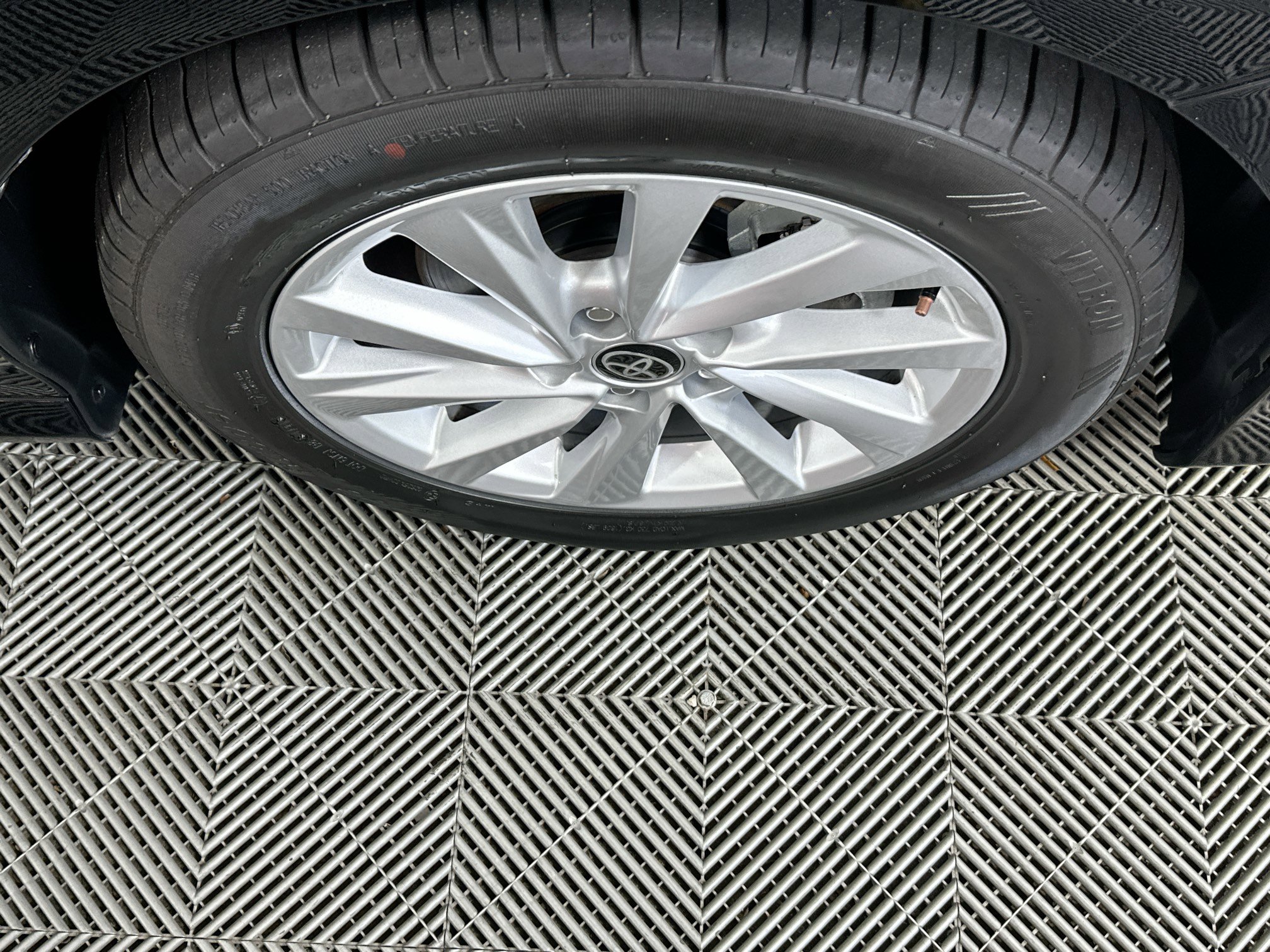 Used 2024 Toyota Camry LE image 11