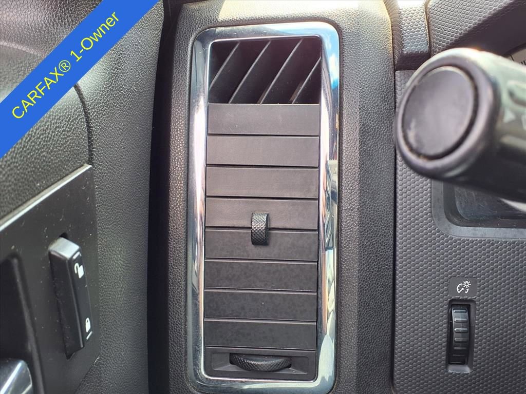 Used 2009 Ford Escape Limited image 25