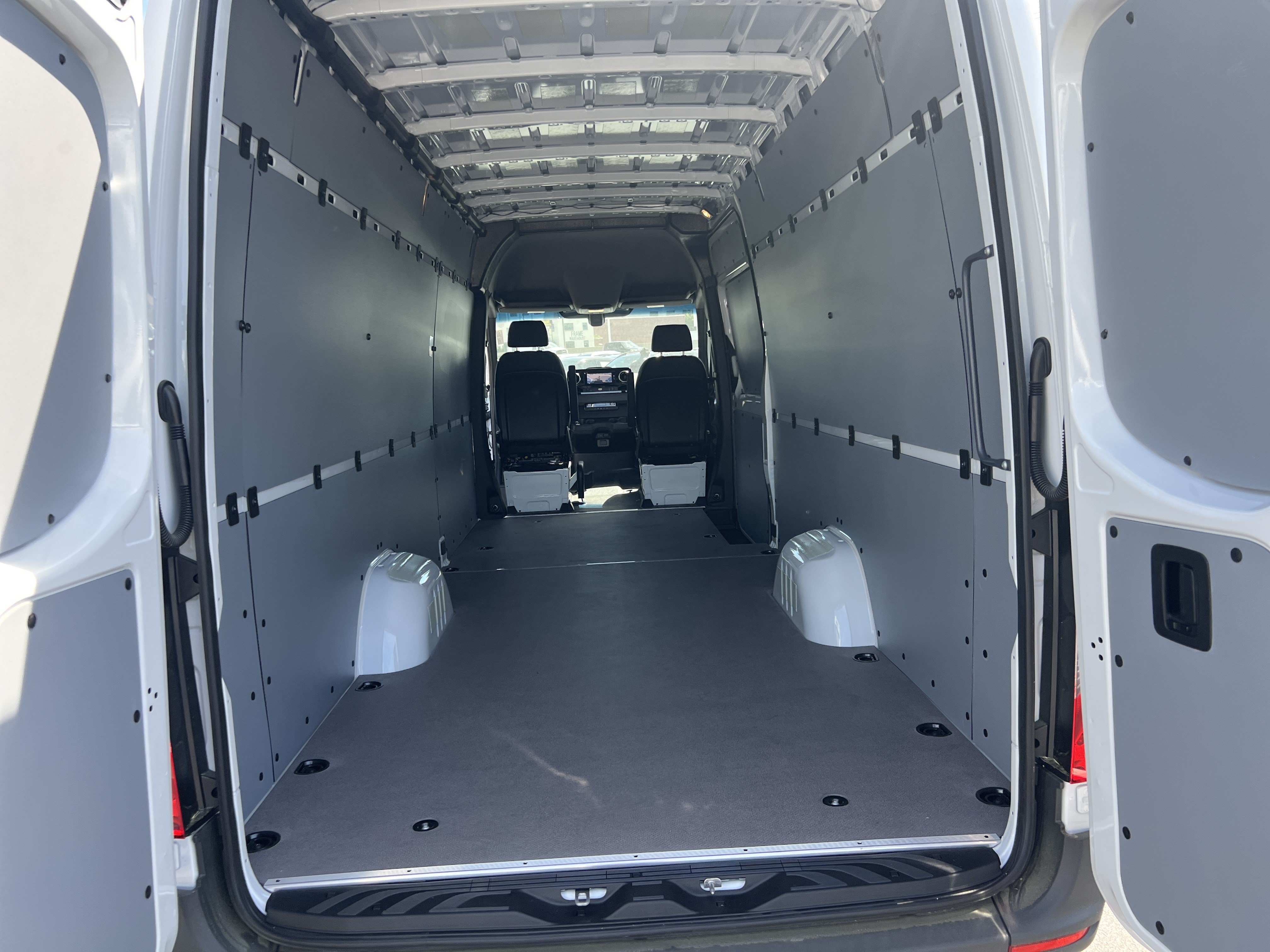 New 2026 Mercedes-Benz Sprinter 2500 image 35