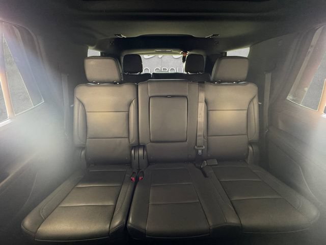 Used 2023 Chevrolet Tahoe Z71 w/ Luxury Package AWD/4WD image 22