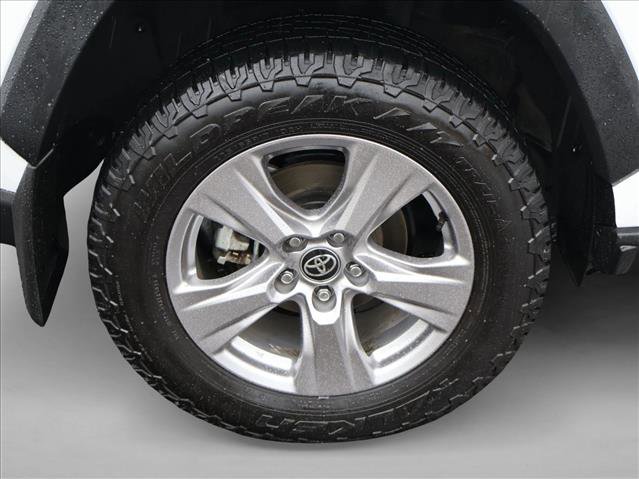 Certified 2022 Toyota RAV4 XLE AWD/4WD image 28