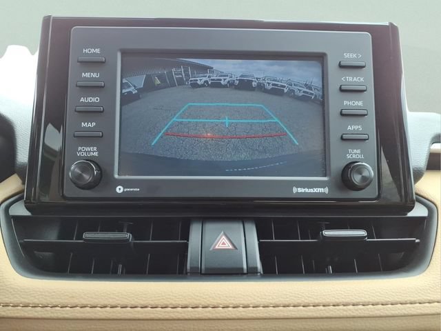 Used 2021 Toyota RAV4 XLE AWD/4WD image 19