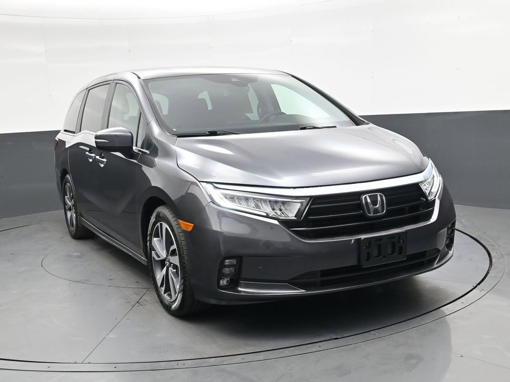 Used 2023 Honda Odyssey Touring image 2