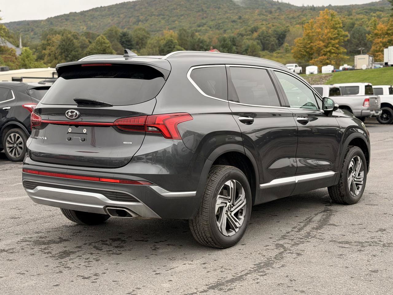 Used 2021 Hyundai Santa Fe SEL w/ Convenience Package AWD/4WD image 4