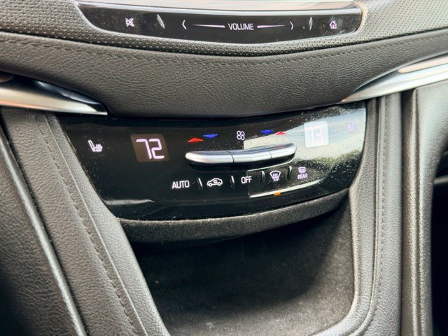 Used 2019 Cadillac XT5 Luxury AWD/4WD image 16