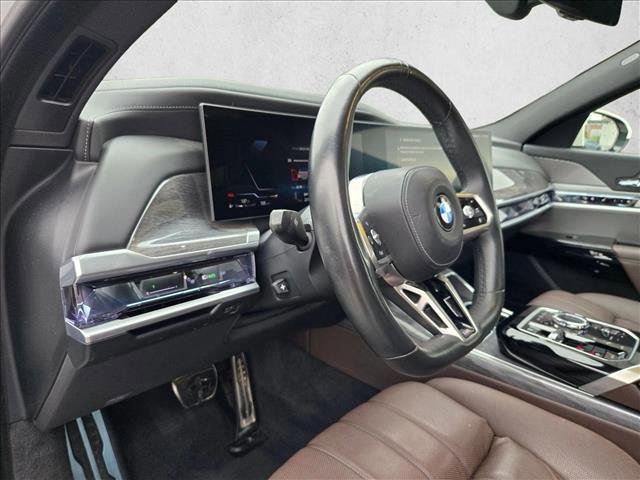 Used 2023 BMW 760i xDrive 760i xDrive image 6