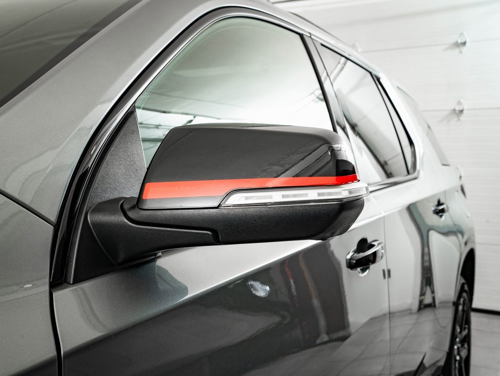 Used 2023 Chevrolet Traverse Premier image 17