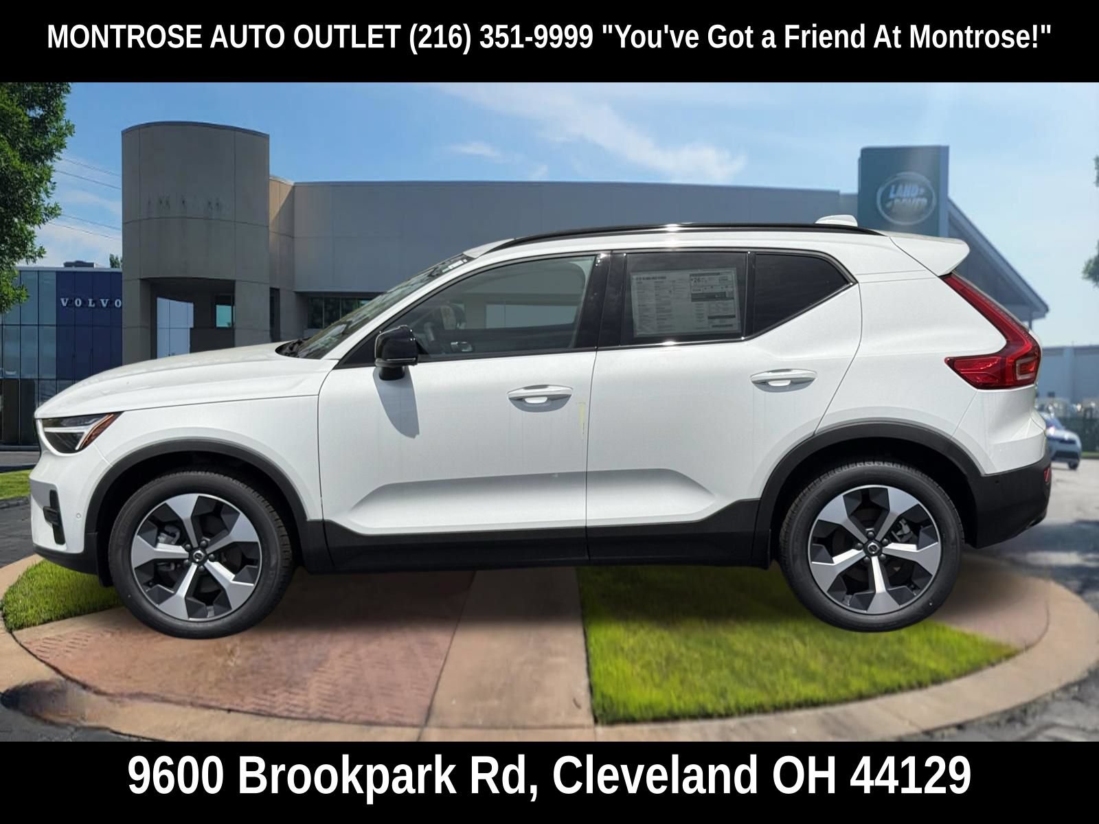 New 2026 Volvo XC40 B5 Plus w/ Protection Package Premier AWD/4WD image 2