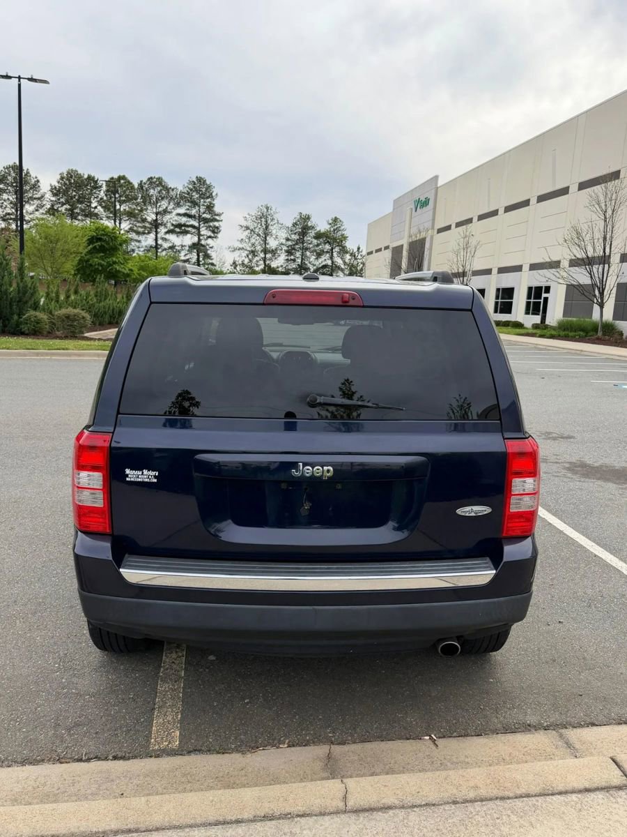 Used 2016 Jeep Patriot High Altitude image 4