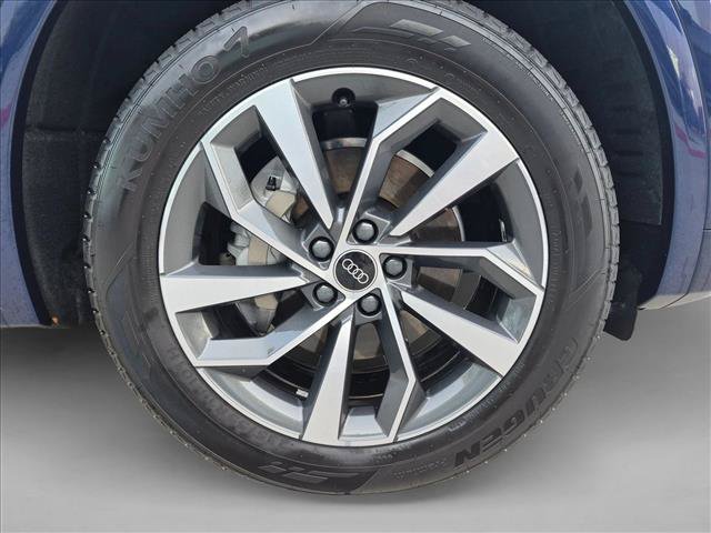 Used 2023 Audi Q5 2.0T Premium Plus w/ Premium Plus Package AWD/4WD image 23