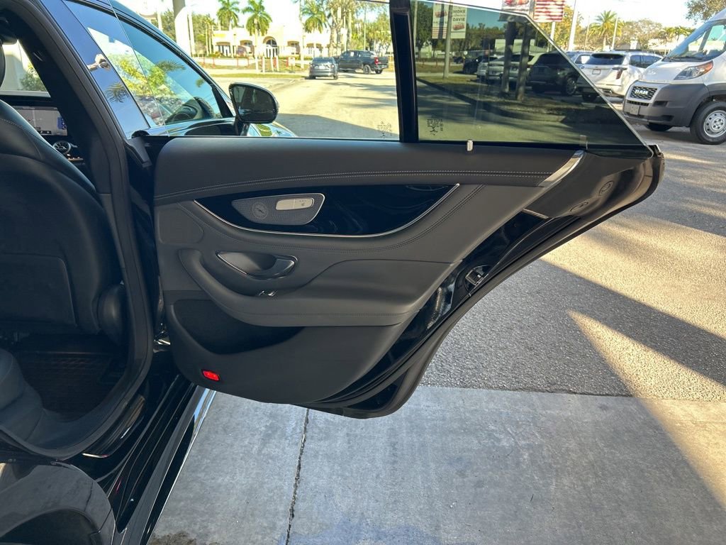 Used 2021 Mercedes-Benz AMG GT 53 w/ Warmth & Comfort Package image 33