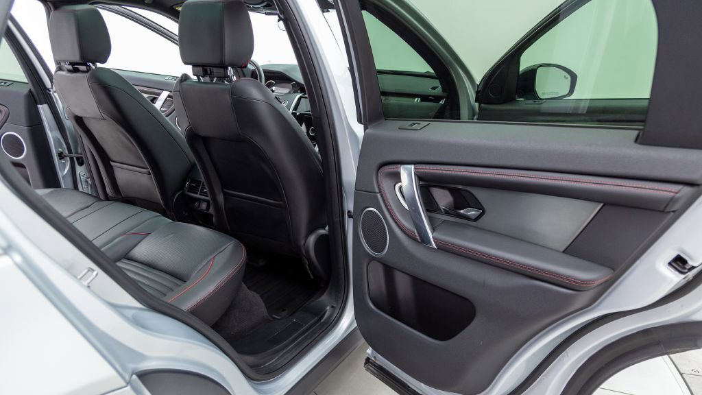 Used 2023 Land Rover Discovery Sport S R-Dynamic image 38