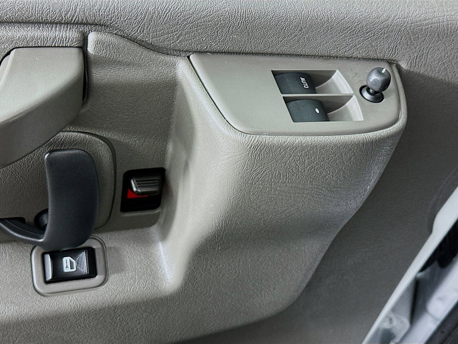 Used 2024 GMC Savana 2500 w/ Driver Convenience Package image 17