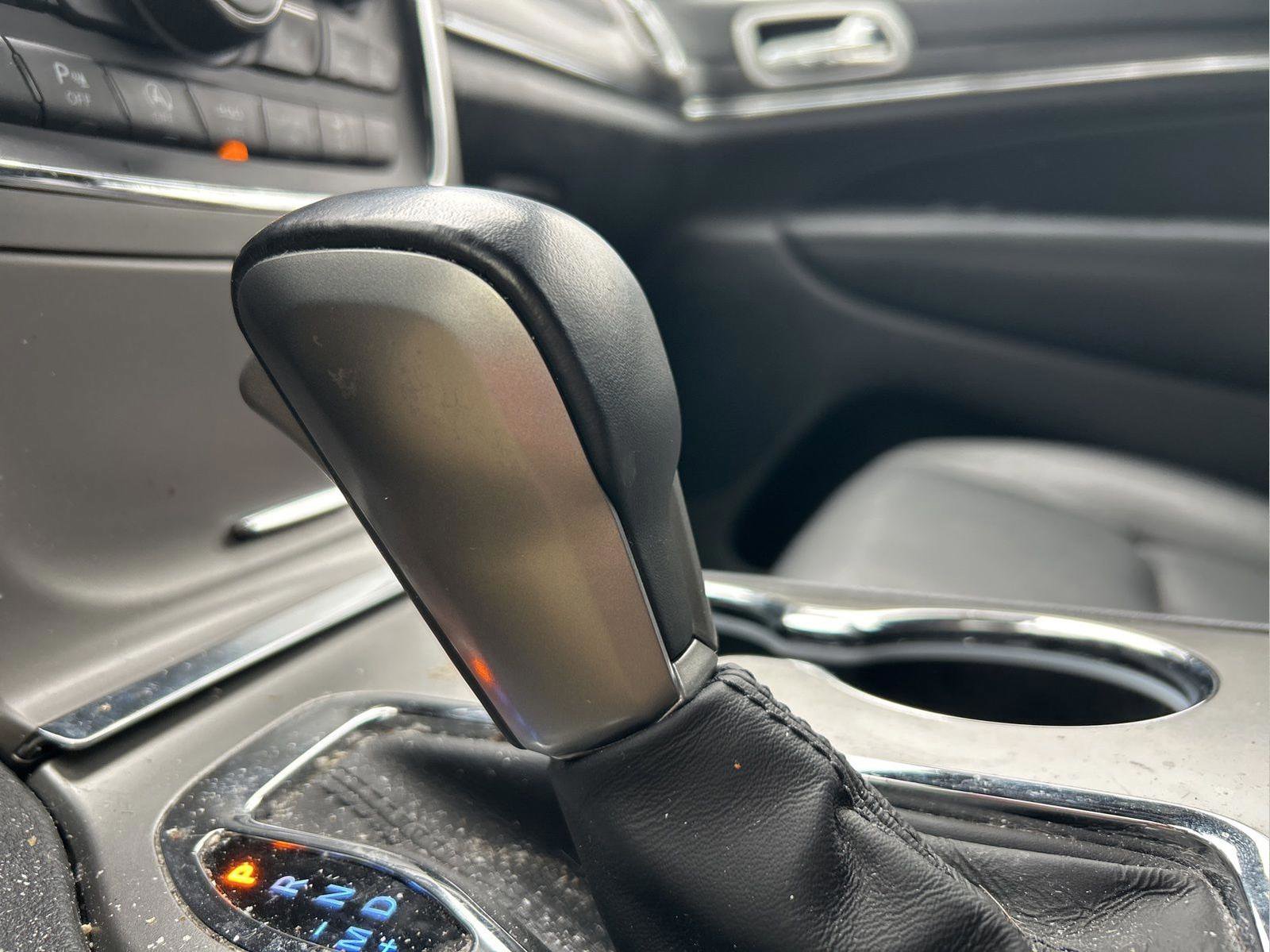 Certified 2018 Jeep Grand Cherokee Limited image 24