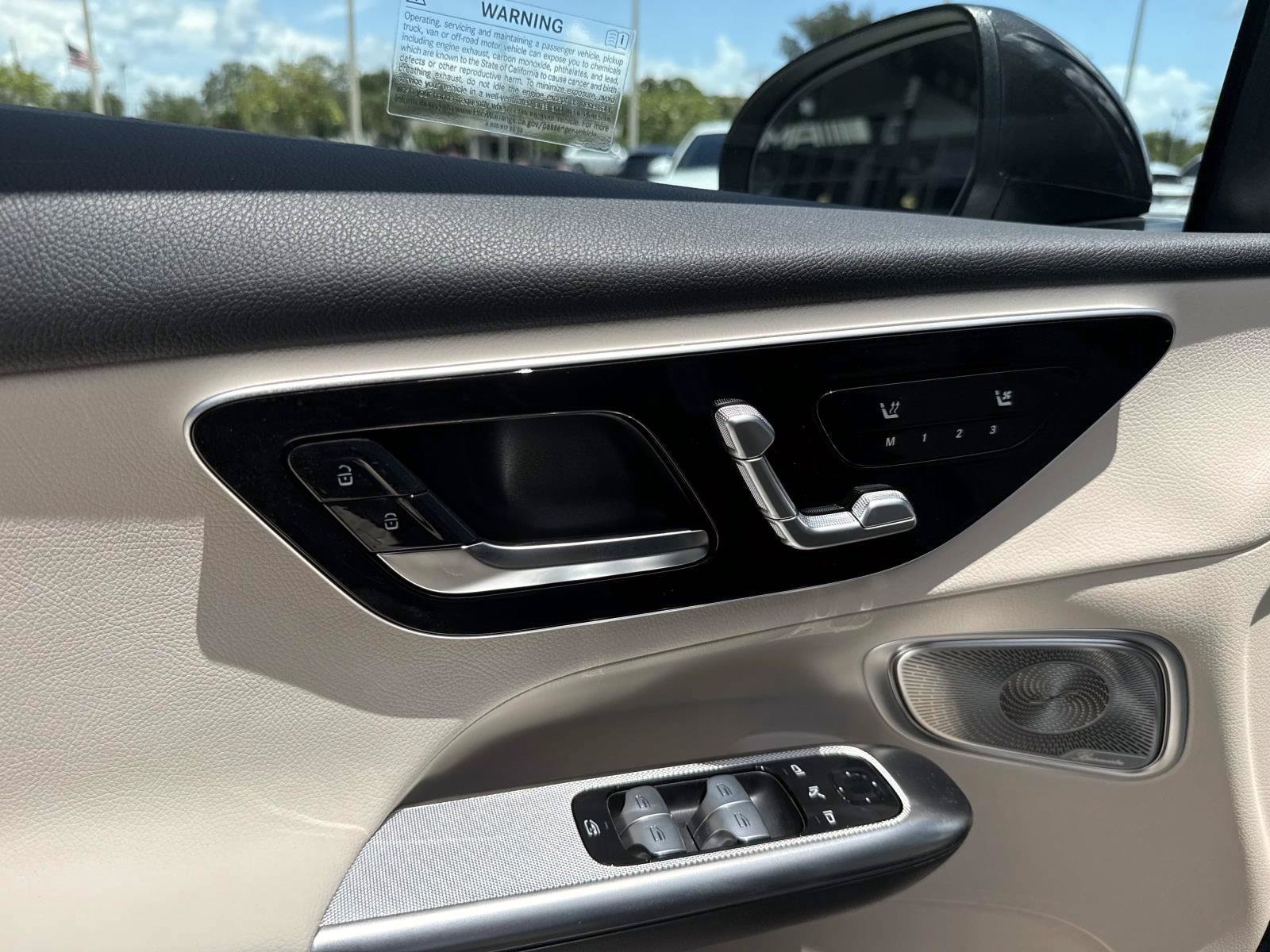 New 2027 Mercedes-Benz GLC 300 image 17