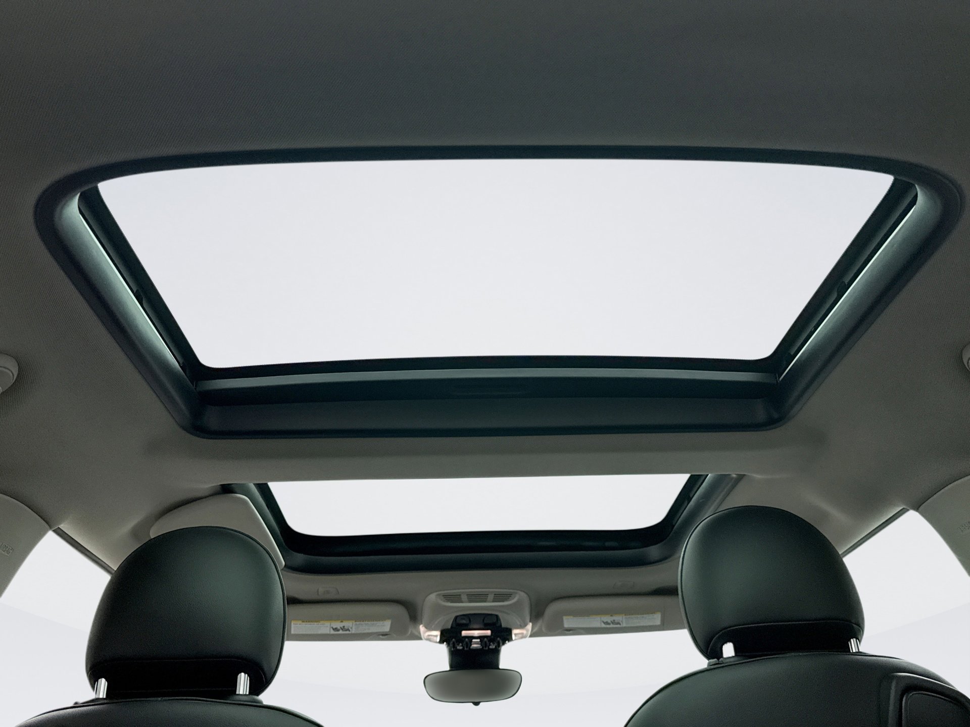 Used 2020 MINI Cooper 2-Door Hardtop image 17