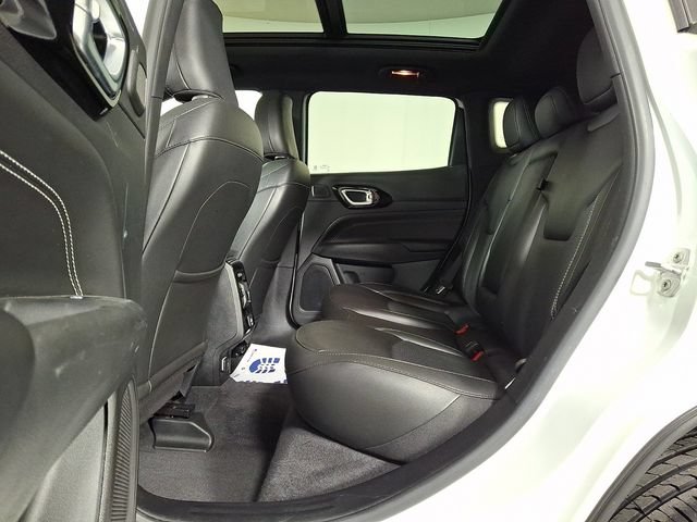 Used 2022 Jeep Compass High Altitude AWD/4WD image 13
