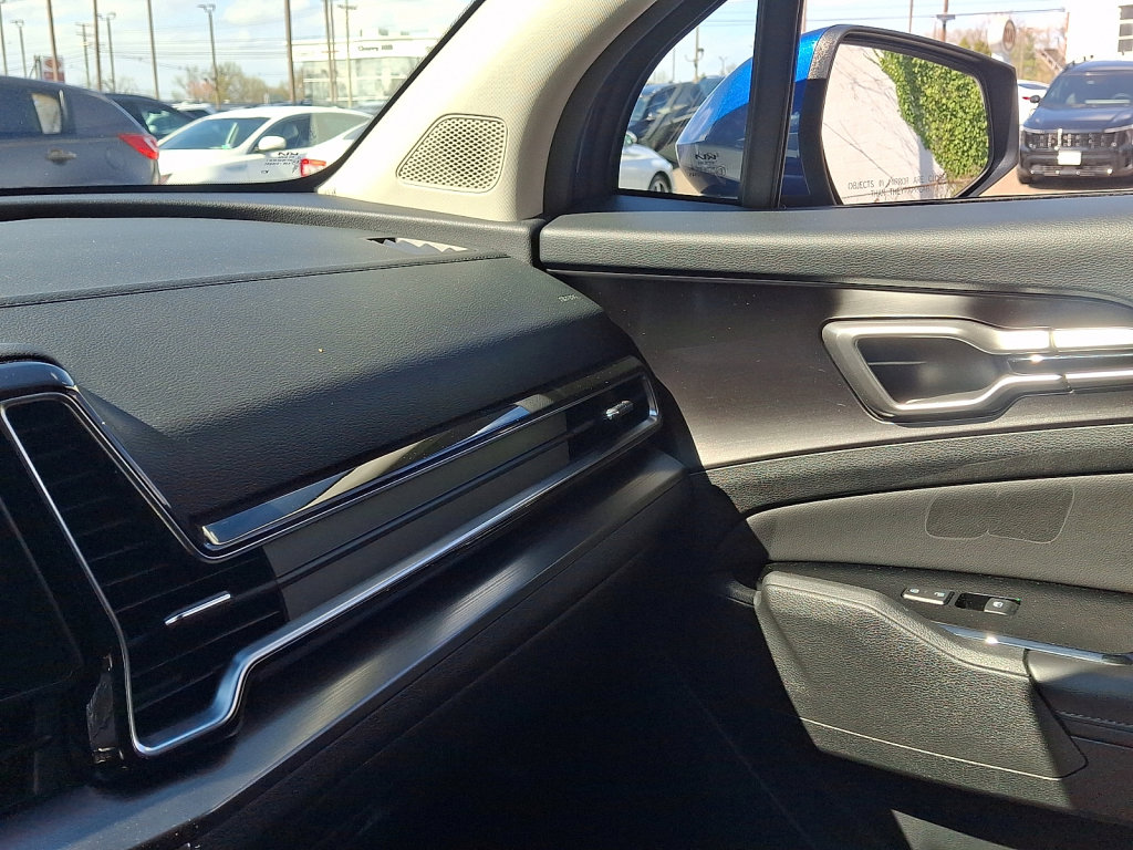 Used 2024 Kia Sportage EX image 33