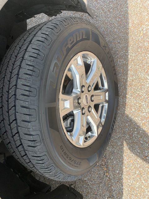 Used 2023 Ford F150 Lariat image 9