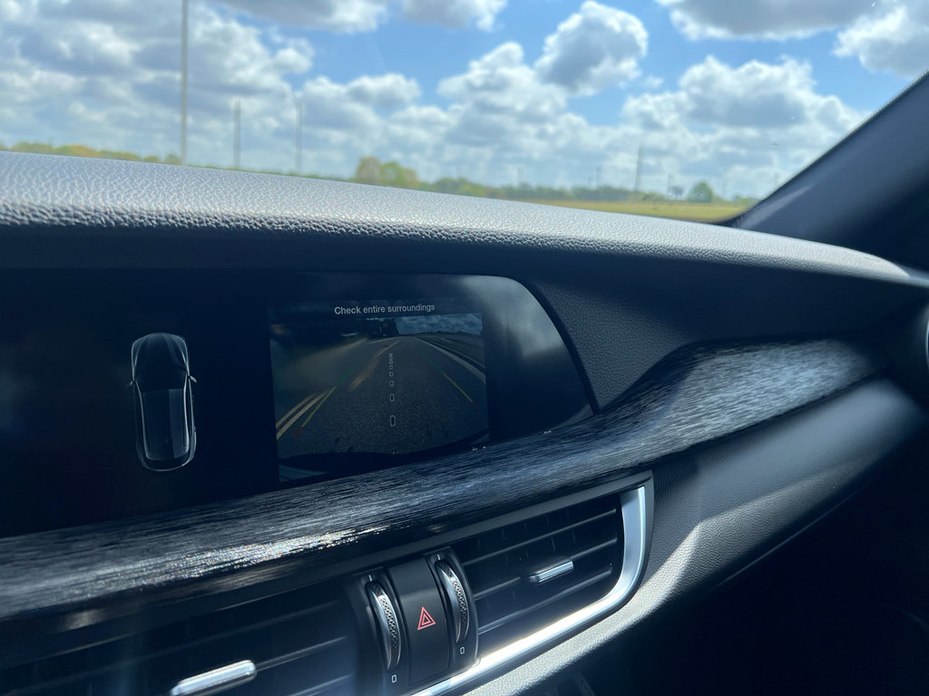 Used 2024 Alfa Romeo Stelvio Sprint image 26