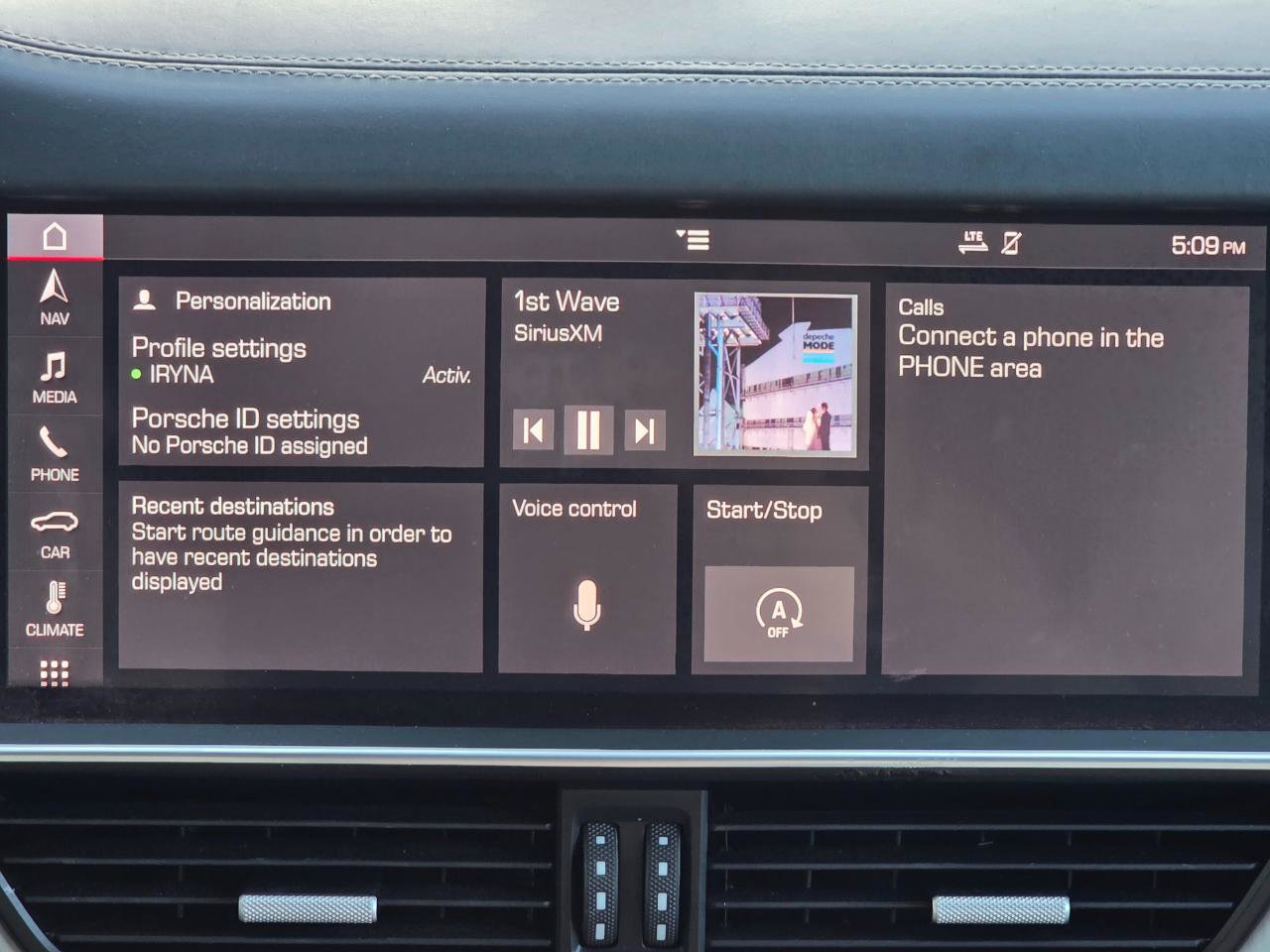 Used 2019 Porsche Cayenne AWD/4WD image 25