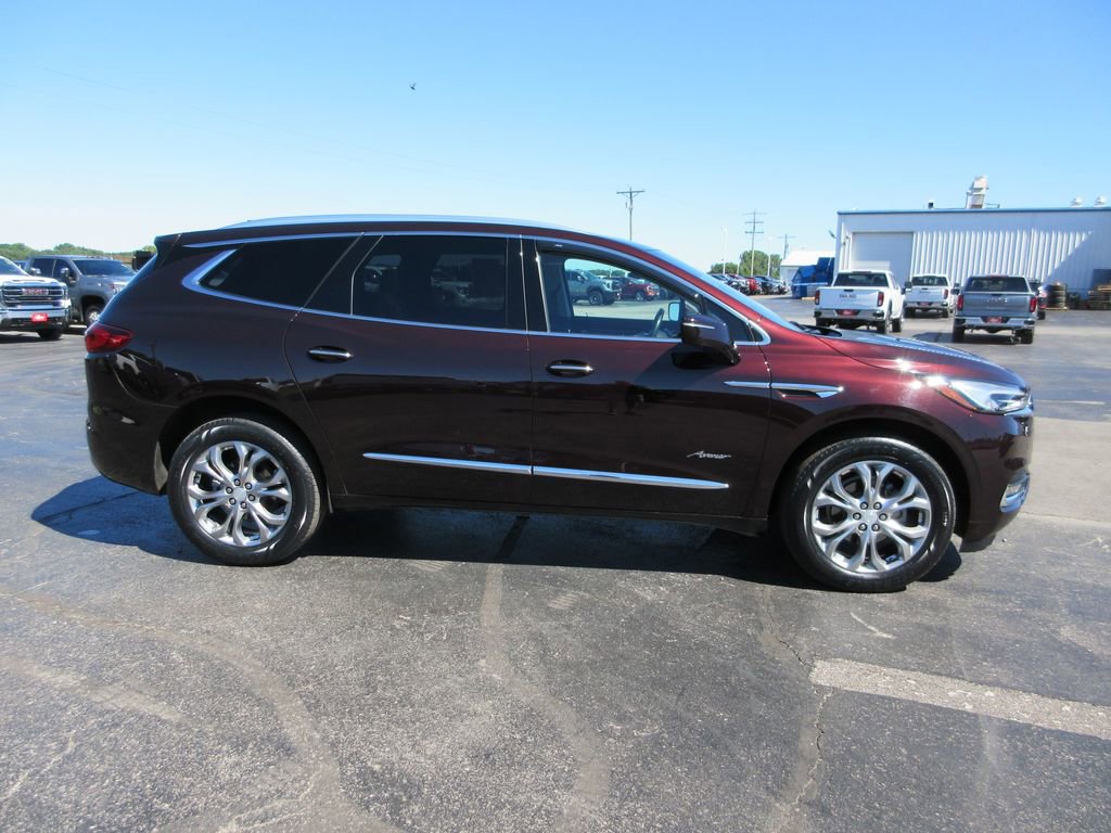 Certified 2020 Buick Enclave Avenir w/ Avenir Technology Package AWD/4WD image 5