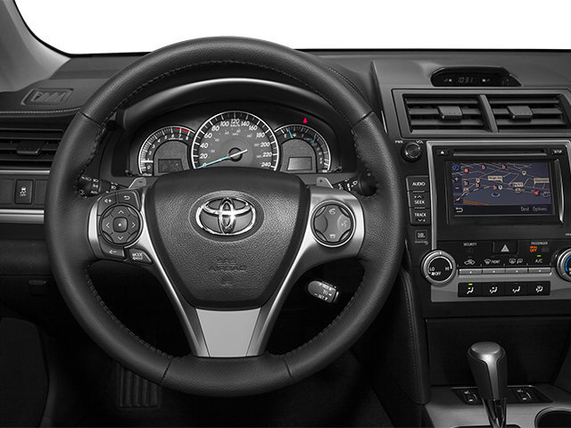 Used 2014 Toyota Camry LE image 9