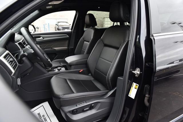 Used 2023 Volkswagen Atlas Cross Sport SEL image 19