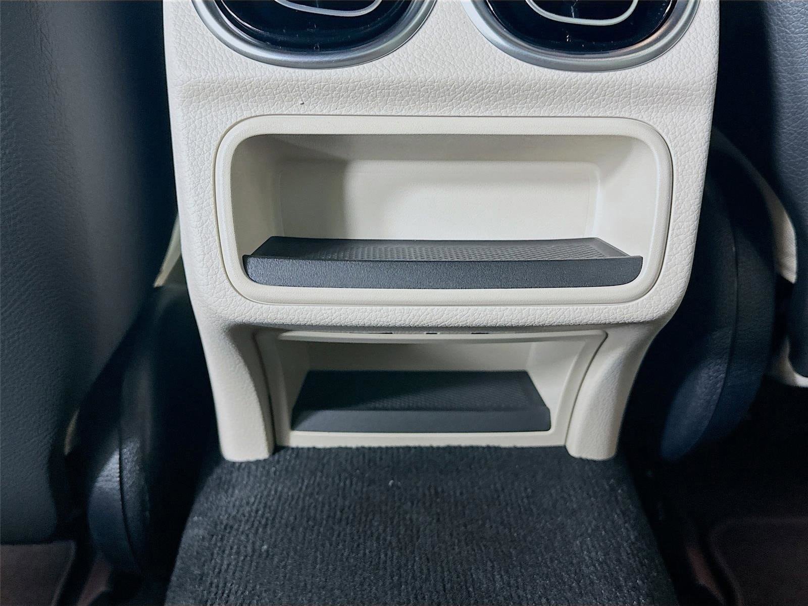 Certified 2026 Mercedes-Benz C 300 4MATIC Sedan image 32