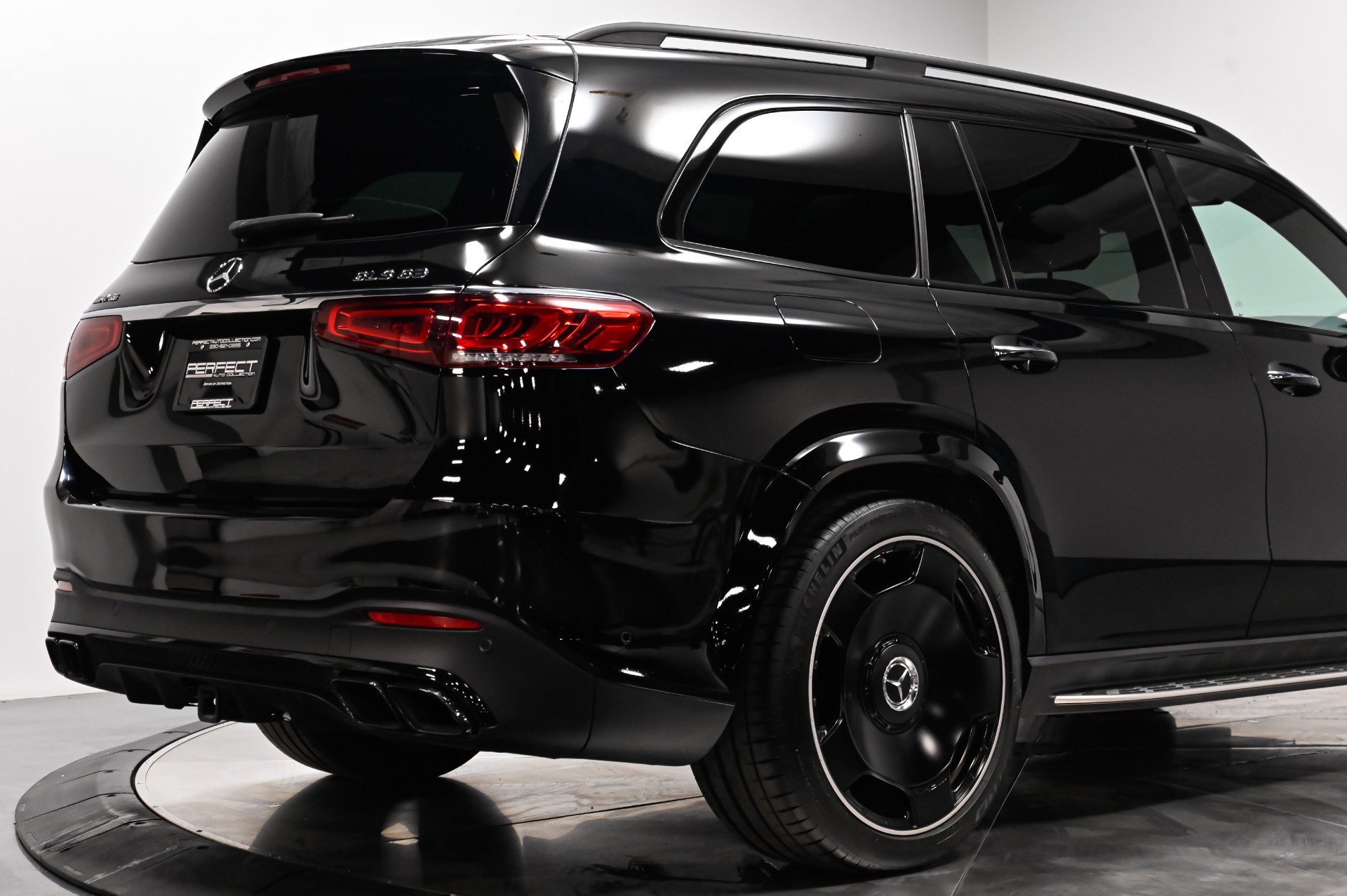 Used 2021 Mercedes-Benz GLS 63 AMG 4MATIC image 24