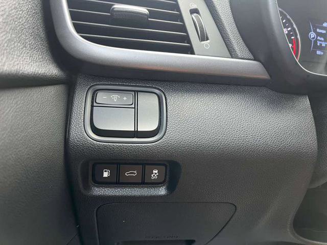 Used 2017 Kia Optima LX image 17