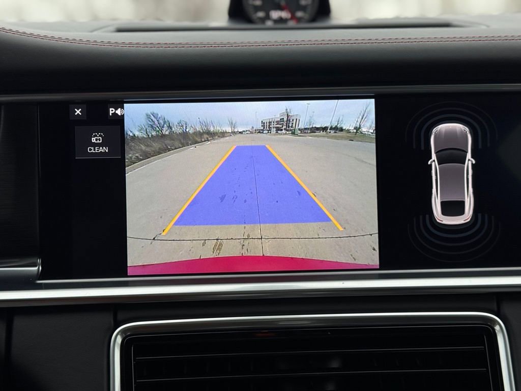 Used 2019 Porsche Panamera GTS image 33