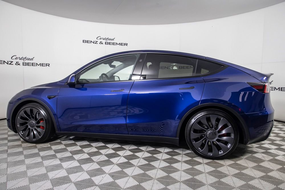 Used 2025 Tesla Model Y Performance image 21