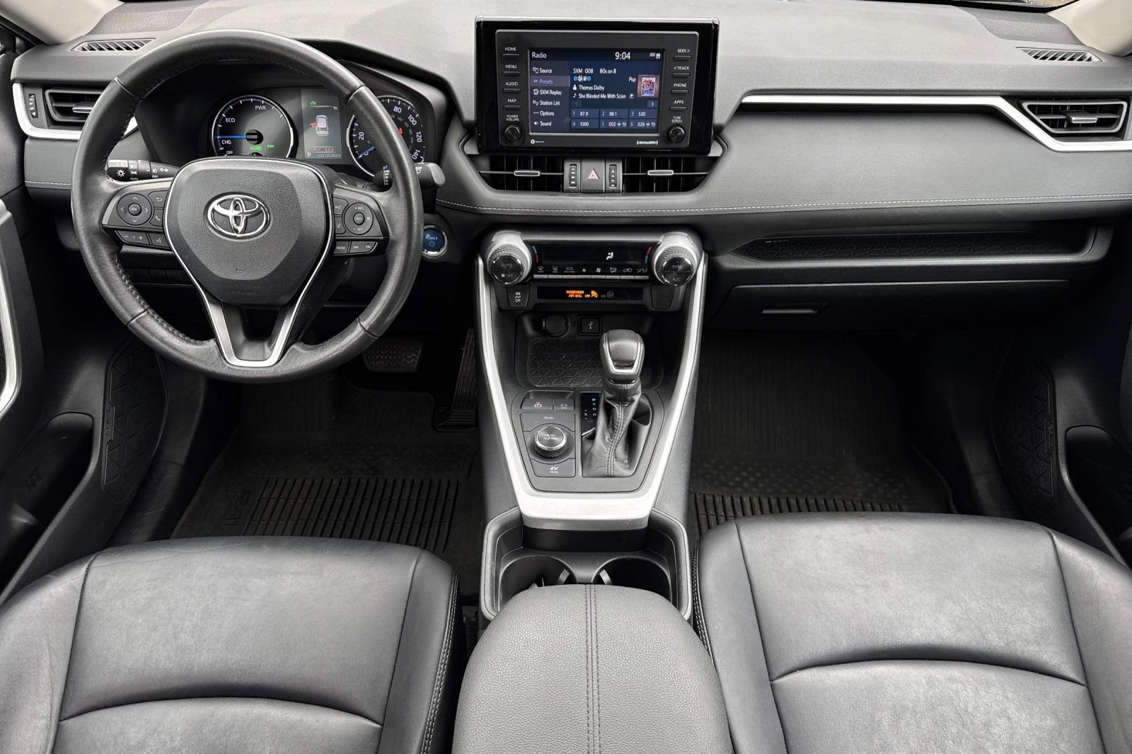 Used 2021 Toyota RAV4 XLE Premium image 15