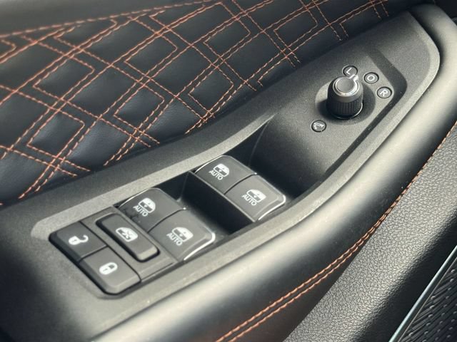 Used 2025 Jeep Grand Cherokee Summit w/ Obsidian Package AWD/4WD image 47
