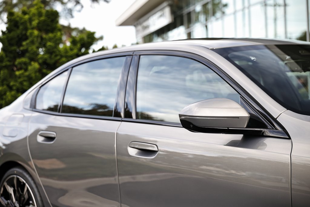 New 2026 BMW 530i w/ M Sport Package image 5