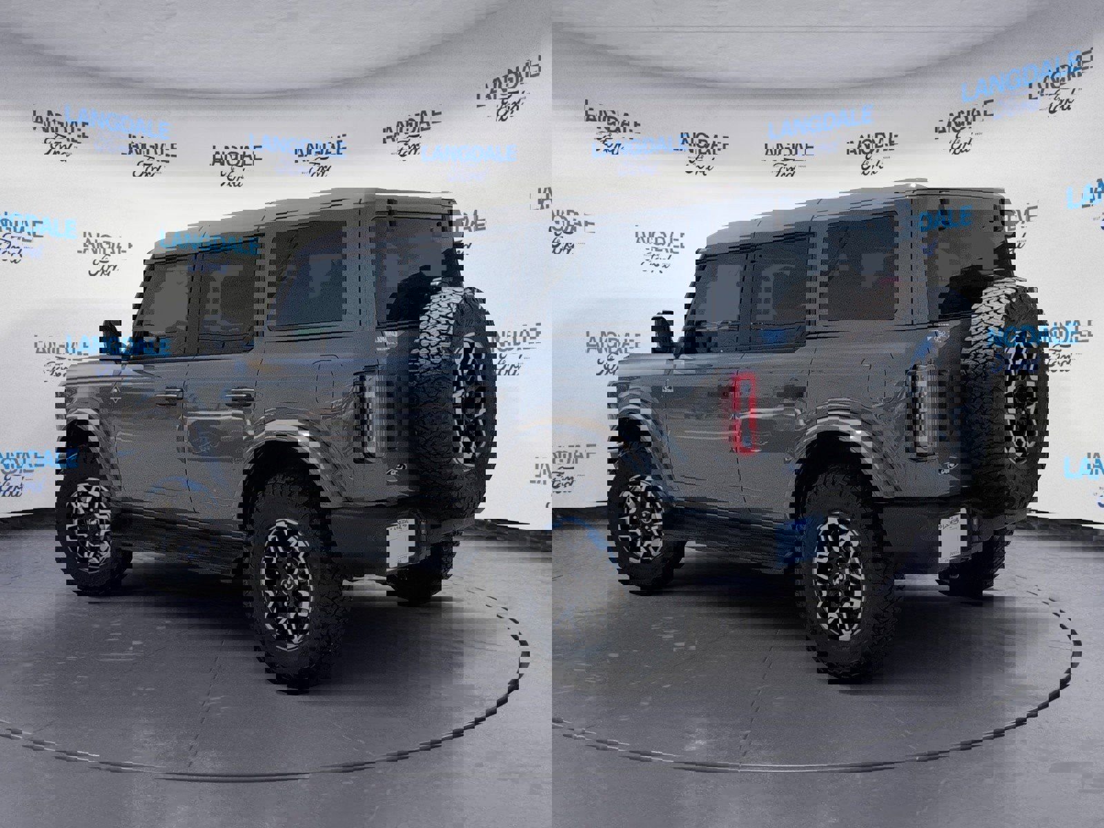 New 2026 Ford Bronco Outer Banks image 9