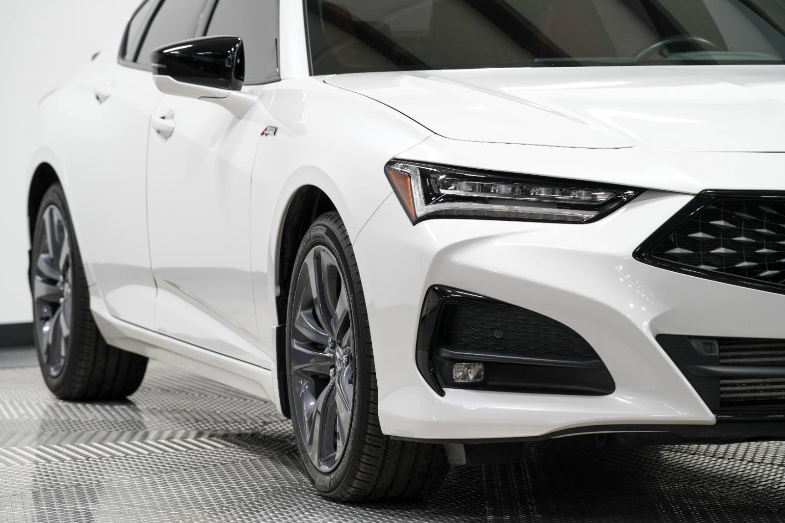 Used 2023 Acura TLX SH-AWD w/ A-SPEC Pkg image 2