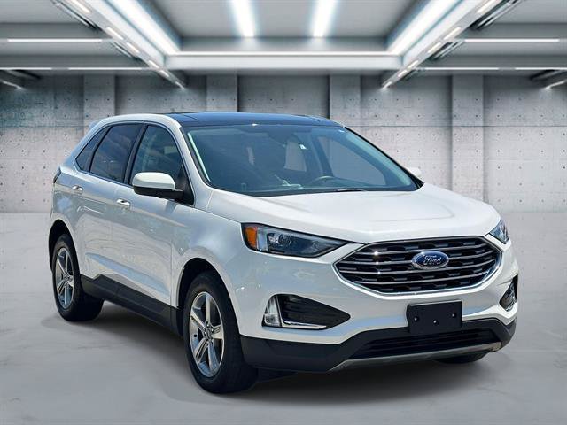 Used 2022 Ford Edge SEL w/ Convenience Package AWD/4WD image 2