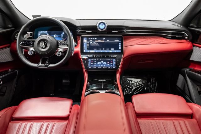 Used 2023 Maserati Grecale Modena image 23