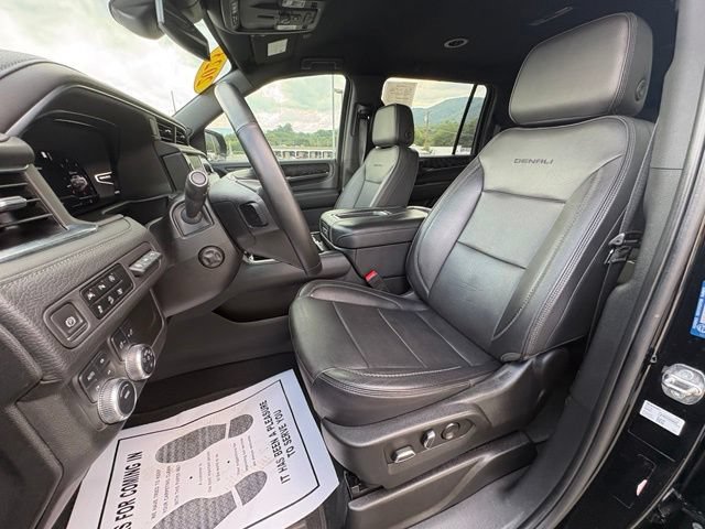 Used 2023 GMC Yukon XL Denali AWD/4WD image 27