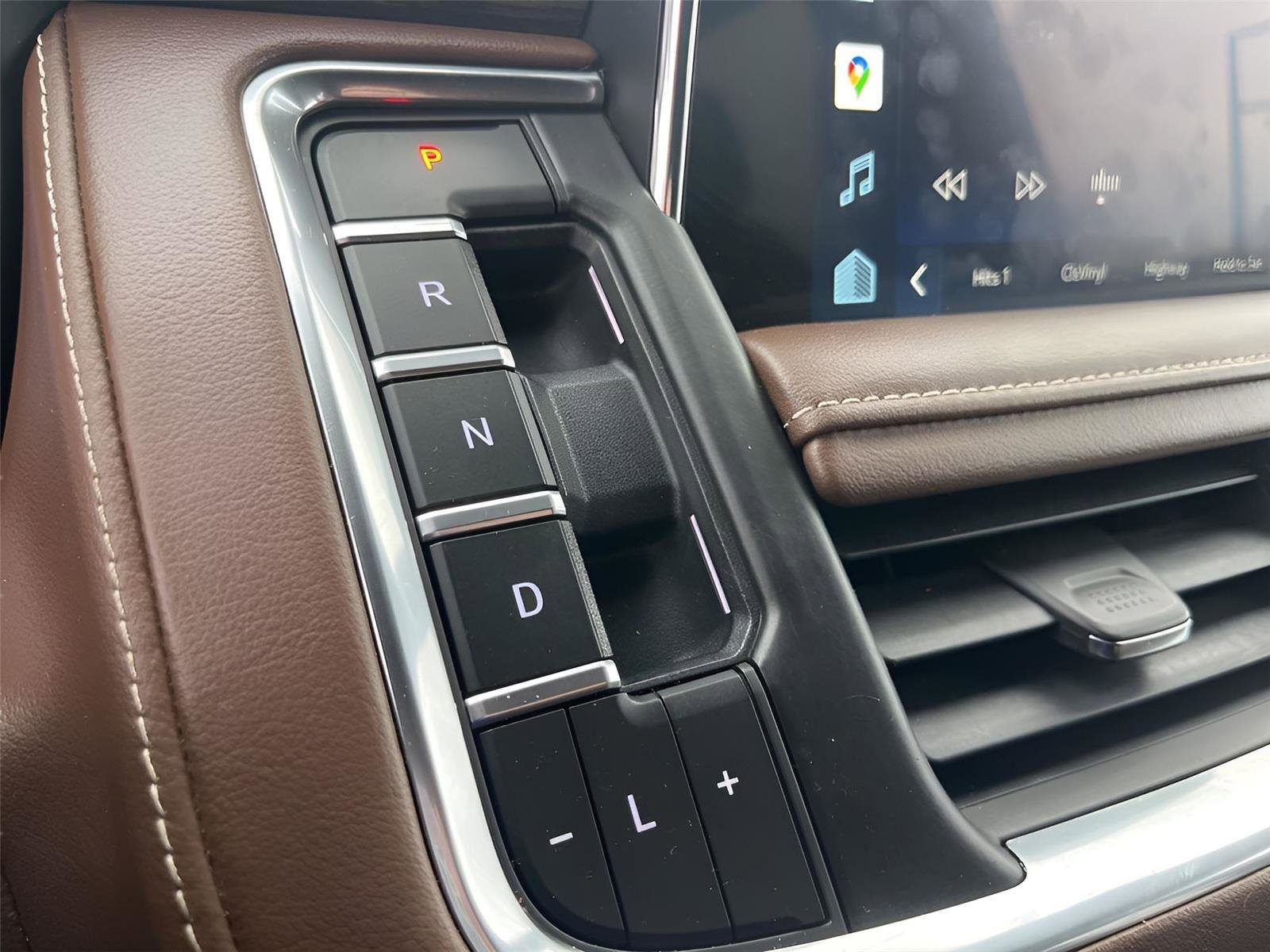 Used 2022 Chevrolet Tahoe High Country image 21