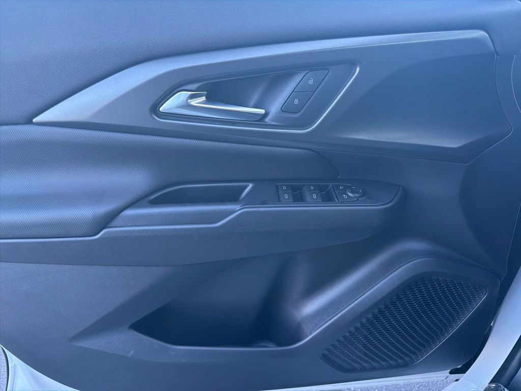 New 2026 Chevrolet Equinox EV LT w/ Comfort Package image 17